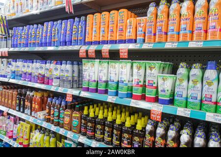 Miami Beach Florida, CVS Apotheke, Drogerie, Vitrine Verkauf, Regallegale Vitrine Verkauf, FL100924009 Stockfoto