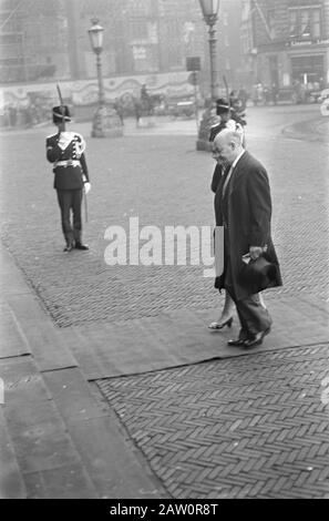 Königin Juliana und Prinz Bernhard geben Neujahrsempfang im Royal Palace US-Botschafter Datum: 20. Januar 1969 Schlüsselwörter: Neujahrsempfänge, Botschafter Personenname: Bernhard, Fürst, Juliana-Königin Stockfoto