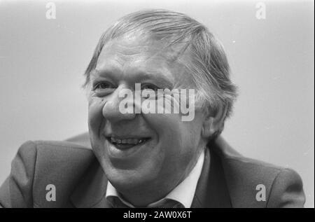 Pressekonferenz mit dem Clown Oleg Popov im Moskauer Staatszirkus 9. Januar 1989; Stockfoto