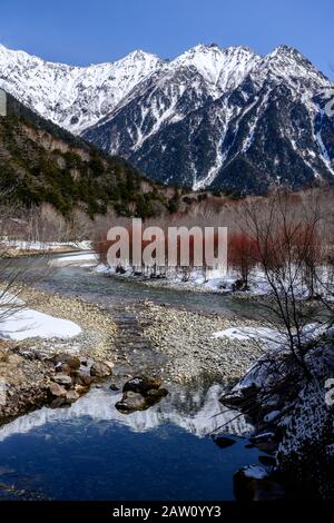 Blick von der Hadaka Bridge Stockfoto