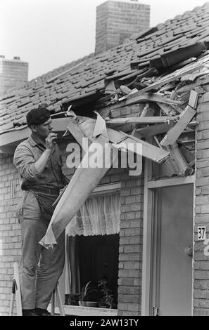 Explosion in der Munitionsfabrik in Muiden Datum: 2. Juni 1966 Standort: Muiden Schlüsselwörter: Munitionsfabriken, Explosionen Stockfoto