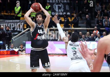 Bologna, Italien. Feb. 2020. Milos teodosic (Virtus segafredo bologna) während Segaftedo Virtus Bologna vs. Partizan Nis Belgrado, Basketball EuroCup Championship in Bologna, Italien, 5. Februar 2020 Credit: Independent Photo Agency/Alamy Live News Stockfoto