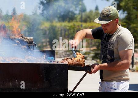 Mendoza, ARGENTINIEN, 19. Oktober 2019. Grillen, Partyartikel, Mendoza City, MENDOZA. Foto: Axel Lloret www.allofotografia.com Stockfoto