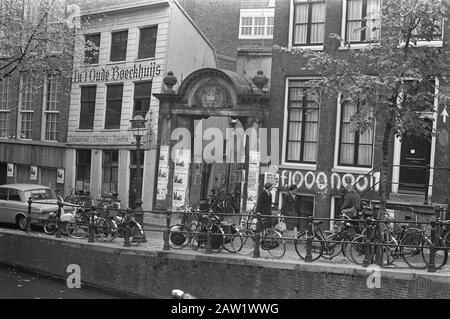 Oudemanhuispoort, Amsterdam Datum: 16. Oktober 1972 Standort: Amsterdam, Noord-Holland Institution Name: Oudemanhuispoort Stockfoto