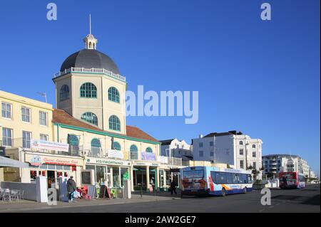 Dome-Kino an der Küste von worthing an der Westküste von sussex Stockfoto