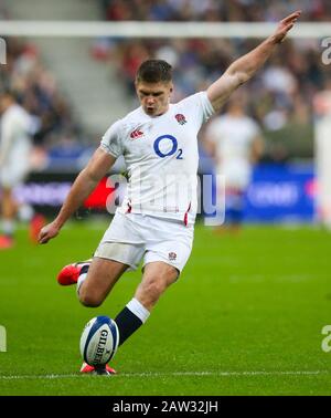 Owen Farrell von England kickt / kickte Frankreich gegen England, Guinness 6 Nations Rugby Union, Stade de France, St. Denis, Paris, Frankreich - 02. Feb 2020 Stockfoto