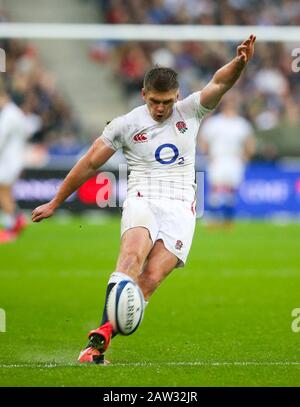 Owen Farrell von England kickt / kickte Frankreich gegen England, Guinness 6 Nations Rugby Union, Stade de France, St. Denis, Paris, Frankreich - 02. Feb 2020 Stockfoto