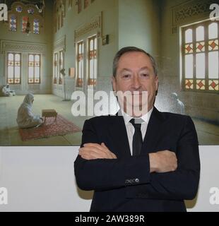 Mailand, Italien. Februar 2020. Mailand, Italien Stefano Sassi AD Valentino beteiligt sich mit Maria Silvia Sacchi RCS Journalistin an Moda & Business für das Treffen mit Modestudenten. Auf dem Foto: Stefano Sassi CEO von Valentino Credit: Independent Photo Agency/Alamy Live News Stockfoto