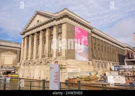 Museum für Islamische Kunst auf der Insel Museumsinsel zwischen Bode-Museum und Pergamon-Museum. Stockfoto