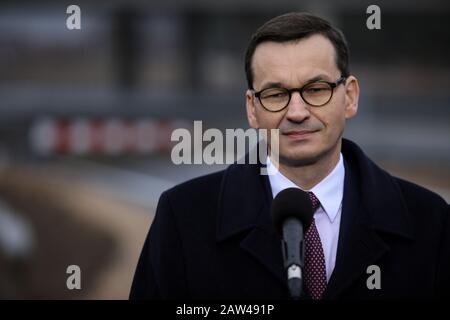 Polen,SILESIA- 25. November 2019: Ministerpräsident Mateusz Morawiecki ein neuer Abschnitt der Amber Autobahn (Autostrada Bursztynowa) A1 um Stockfoto