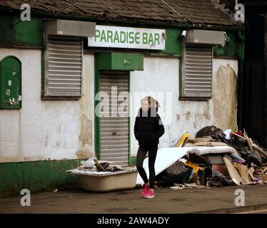Glasgow, Schottland, Großbritannien. Februar 2020. Großbritannien Wetter: Sonniger Tag, als Einheimische auf die Straße gingen, um zu protestieren und das gute Wetter zu genießen, als Schulkind ib das Ostenparadies, Copywrite Credit: Gerard Ferry/Alamy Live News Stockfoto
