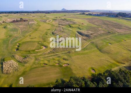 Luftansicht des Muirfield Golf Course in Gullane, East Lothian, Schottland, Großbritannien Stockfoto