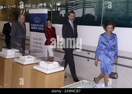 König Juan Carlosi, Königin Letizia von Spanien, König Felipe VI. Von Spanien und Königin Sofia nehmen am 40. Jahrestag der Reina Sofia Alzheimer Foundation Teil. Ma Stockfoto