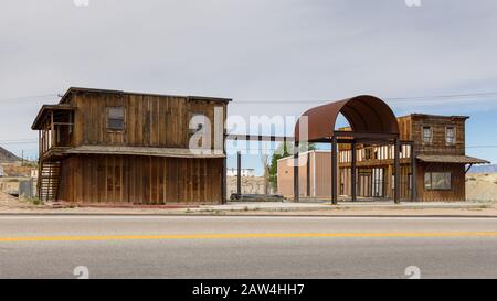 Tonopah, Nevada- 02. Juni 2015: Tonopah Historic Mining Park, Holzbau, altes Gebäude. Gut erhaltene westliche Geisterstadt. Stockfoto