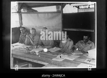 Nica in Joka (Hollandia, Neuguinea) Anmerkung: Repro Negativ. Nica = Niederlande Indies Civil Authority Datum: 1945 Schlüsselwörter: World war II Stockfoto