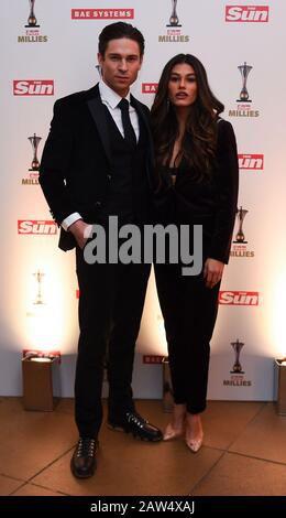 Joey Essex und Lorena Medina bei Den Sun Military Awards 2020 im Banqueting House, London. Stockfoto