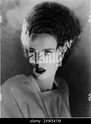 1935, USA: Die Schauspielerin ELSA LANCHESTER in der FILM-BRIDE VON FRANKENSTEIN ( La Moglie di Frankenstein ) von James Whale aus einer Geschichte von Robert Florey f Stockfoto