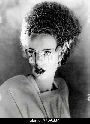 1935, USA: Die Schauspielerin ELSA LANCHESTER in der FILM-BRIDE VON FRANKENSTEIN ( La Moglie di Frankenstein ) von James Whale aus einer Geschichte von Robert Florey f Stockfoto