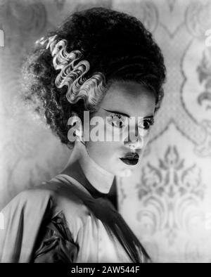 1935, USA: Die Schauspielerin ELSA LANCHESTER in der FILM-BRIDE VON FRANKENSTEIN ( La Moglie di Frankenstein ) von James Whale aus einer Geschichte von Robert Florey f Stockfoto