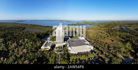 Bonita SPRINGS, FL -30 JAN 2020- Luftansicht des Hyatt Regency Coconut Point Resort and Spa, einem Luxushotel mit vielen Pools in EST Stockfoto