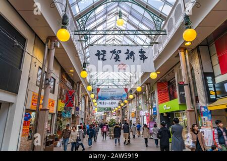 Hamano-machi Shopping Arcade Straße in Neujahrsferien. Viele Touristen sind hier zu Sehenswürdigkeiten und Einkaufsmöglichkeiten Stockfoto