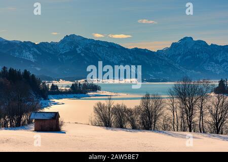 Winter am Forggensee im Allgau, Bayern, Deutschland. Stockfoto