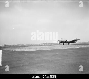 Rekordflug Gloster Meteor über Ameland Annotation: Jet auf Leeuwarden Air Base Datum: 28. August 1949 Standort: Leeuwarden Airbase Personenname: Floster Meteor Stockfoto