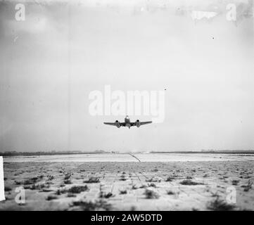 Rekordflug Gloster Meteor über Ameland Annotation: Jet nimmt ab Leeuwarden Air Base Datum: 28. August 1949 Standort: Leeuwarden Airbase Personenname: Floster Meteor Stockfoto
