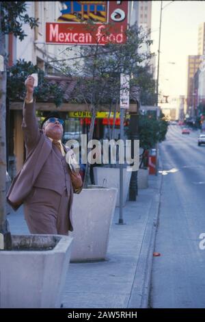 Straßenprediger verkörpern beim Predigen in der Innenstadt von San Antonio, Texas. Stockfoto