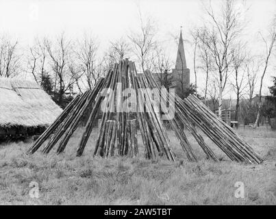 Maisanbau und Tabak, Mais, Trockenregale, Holzdatum: Undatierte Stichwörter: Trockenracks, Holz, Mais, Maisanbau und Tabak Stockfoto