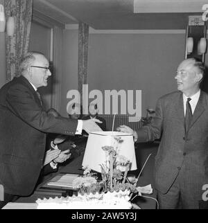 Niederländische Jugend-Missionsgemeinschaft (Goodbye Rev. Stein Beek.) Datum: 25. September 1964 Schlüsselwörter: Abschiedsname: DS. Stein Beek Institution Name: Niederländische Jugendgemeinschaft Stockfoto