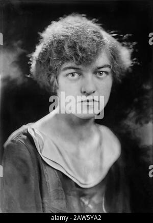 1917 Ca, NEW YORK, USA : Die amerikanische Musical-Comedy-Schauspielerin, Sängerin und Tänzerin ELIZABETH BRICE ( tot 1965 ). Einer der gefeiertsten Stars von B. Stockfoto