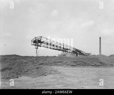 Reinigung Abwasser Verarbeitung Hausmüll, Kompostierung Datum: Juli 1967 Standort: Arnhem Schlagwörter: Kompostierung, Reinigung Abwasser Verarbeitung kommunale Abfälle Stockfoto