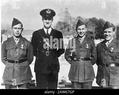 Ausbildung niederländischer Marineinfanteristen in Camp Lejeune (North Carolina, USA) Datum: 1945 Ort: Camp Lejeune, North Carolina, Vereinigte Staaten von Amerika Schlüsselwörter: Marines , Soldaten Stockfoto