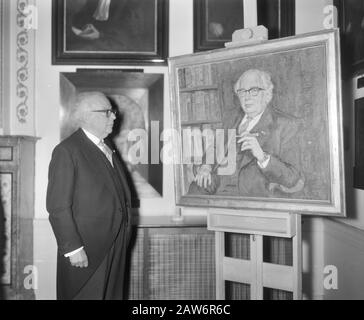 Prof. Van den Bergh hält valediktorialen Vortrag mit dem Maler Bart Peizel Datum: 2. Juli 1960 Schlüsselwörter: Abschiedshochschulen, Gemälde Personenname: Bart Peizel Stockfoto