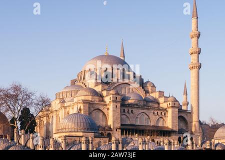 Istanbul, Türkei - 15. Januar 2020: Süleymaniye-Moschee, UNESCO-Weltkulturerbe, Eminonuand Basar District, Istanbul, Türkei, Europa Stockfoto