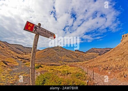 Schild "Cais di Sardinha" Baia Liebhabern Fuß Stockfoto