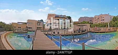 Colònia de Sant Jordi, Spanien - 27. September 2010: Besucherzentrum des Archipels de Cabrera - Ses Salines. Das Zentrum zeigt und informiert über ani Stockfoto