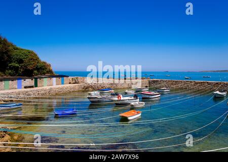 Port Racine at Saint-Germain-des-Vaux, Manche, Normandie, Frankreich Stockfoto