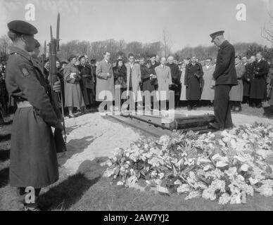 Marvo Funeral Leutnant Sea III Tjebber, Den Haag Datum: 17. April 1954 Ort: Den Haag, South Holland Institution Name: Marva Stockfoto