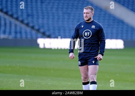 Edinburgh, Großbritannien. Februar 2020. Edinburgh, BT Murrayfield Stadium, Großbritannien. G6N2019 - Runde Zwei - Schottland gegen England Caption: Scotland Team Capains laufen auf BT Murrayfield am Freitag, 07. Februar 2020 Stuart Hogg KAPITÄN [15] [Full-back] ***** (Schottland) (Credit: Rob Gray/Alamy Live News Stockfoto