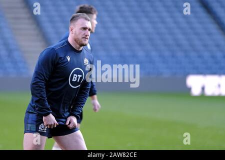 Edinburgh, Großbritannien. Februar 2020. Edinburgh, BT Murrayfield Stadium, Großbritannien. G6N2019 - Runde Zwei - Schottland gegen England Caption: Scotland Team Capains laufen auf BT Murrayfield am Freitag, 07. Februar 2020 Stuart Hogg KAPITÄN [15] [Full-back] ***** (Schottland) (Credit: Rob Gray/Alamy Live News Stockfoto