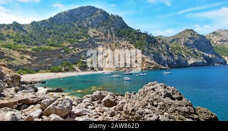 COLL Baix berühmte Bucht mit Strand, Mallorca, Spanien - Blick von oben Stockfoto