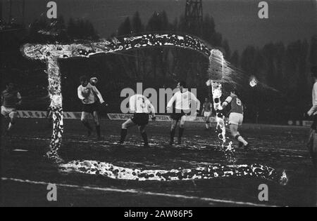 Legia Warschau gegen Feyenoord 0-0 Datum: 1. April 1970 Schlagwörter: Sport, Fußball-Institution Name: Feyenoord Legia Warschau Stockfoto