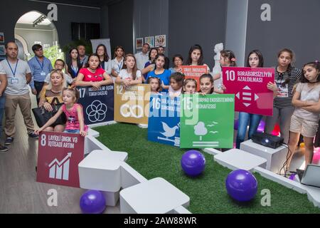 Ändern Sie Sich selbst, nicht das Klima. Kampagne Zur Bewusstseinsförderung im Bereich Klimawandel . Stockfoto