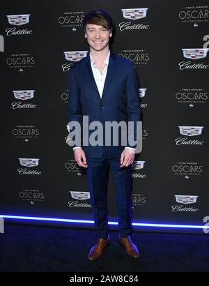 Los Angeles, Kalifornien, USA. Februar 2020. 06. Februar 2020 - Los Angeles - Calum Worthy. Cadillac Feiert Die 92. Jährliche Oscarverleihung im Chateau Marmont. Foto-Credit: Birdie Thompson/AdMedia/MediaPunch Credit: MediaPunch Inc/Alamy Live News Stockfoto