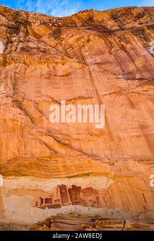 Piktogramm "Temple Mountain Wash", Barrier Canyon und Fremont-Stil, San-Rafael-Schwellgebiet, in der Nähe des Goblin Valley State Park, Colorado-Plateau, Utah Stockfoto