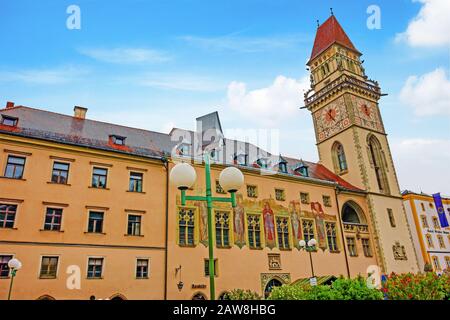 Passau, Deutschland - 29. Juni 2014: Rathaus der historischen deutschen Stadt nahe der Donau Stockfoto