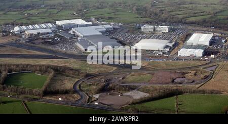 Luftaufnahme des ehemaligen BAE Samlesbury Aerodrome und jetzt Technologiepark Preston Stockfoto