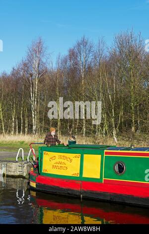 Narrowboat auf der Aire & Calder Navigation, Methley, West Yorkshire, England Großbritannien Stockfoto